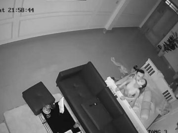 Anh bác sĩ phụ khoa ngoại tình cùng em bệnh nhân